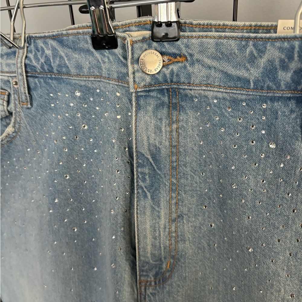 Universal Thread High Rise 90s Straight Leg Rhinestone Jeans NWT - Picture 3 of 14